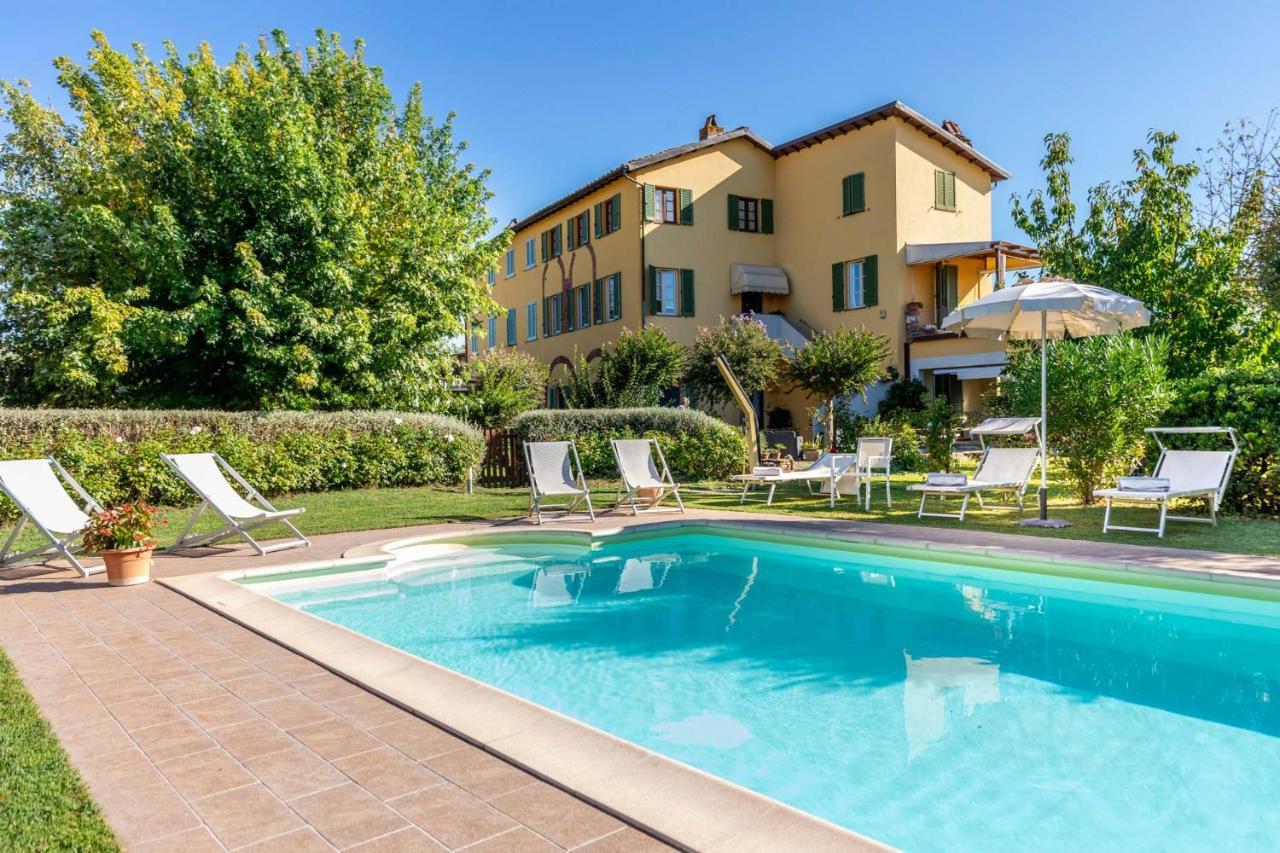 Villa Gabriella Apartments Lucca Exterior photo