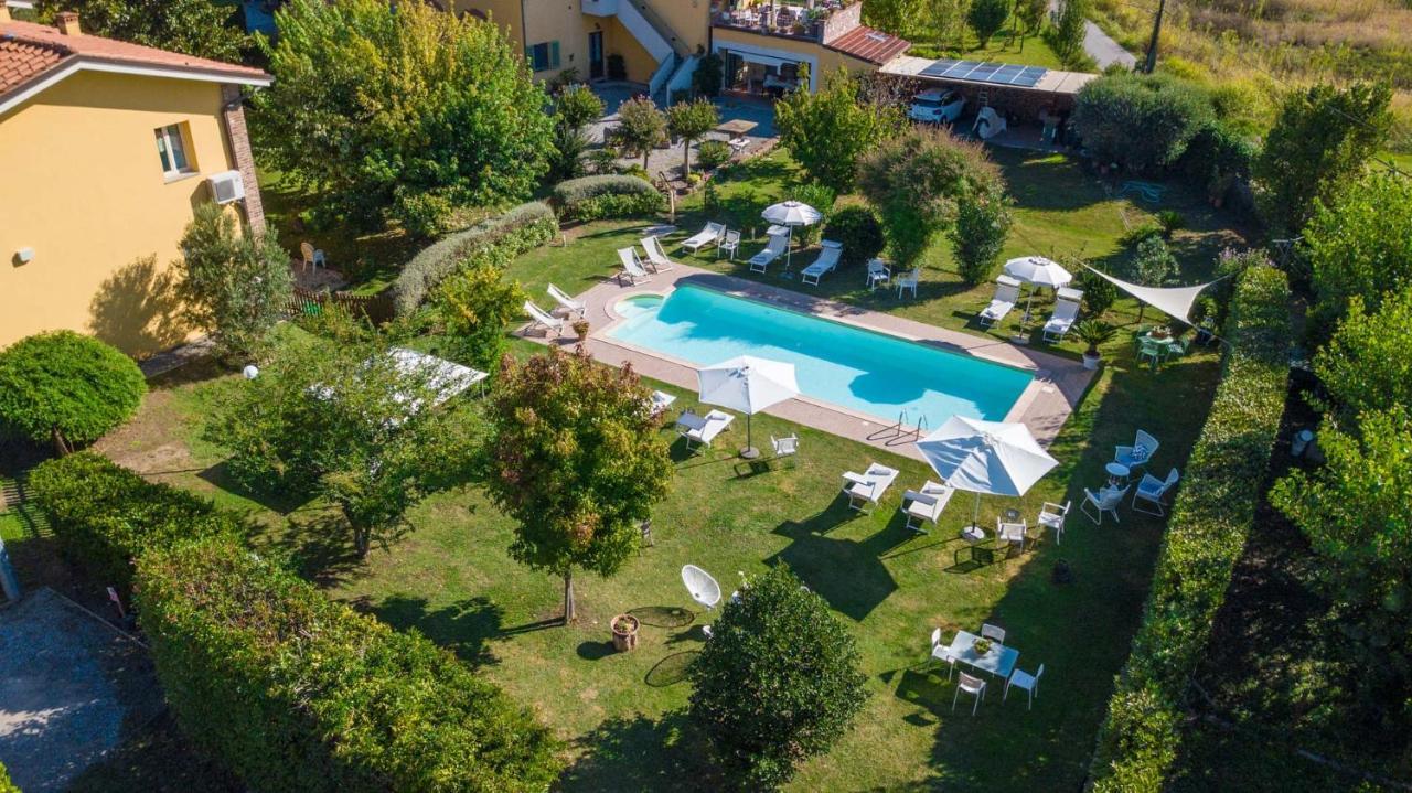 Villa Gabriella Apartments Lucca Exterior photo